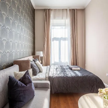 Glorious Next To The New York Cafe 布达佩斯